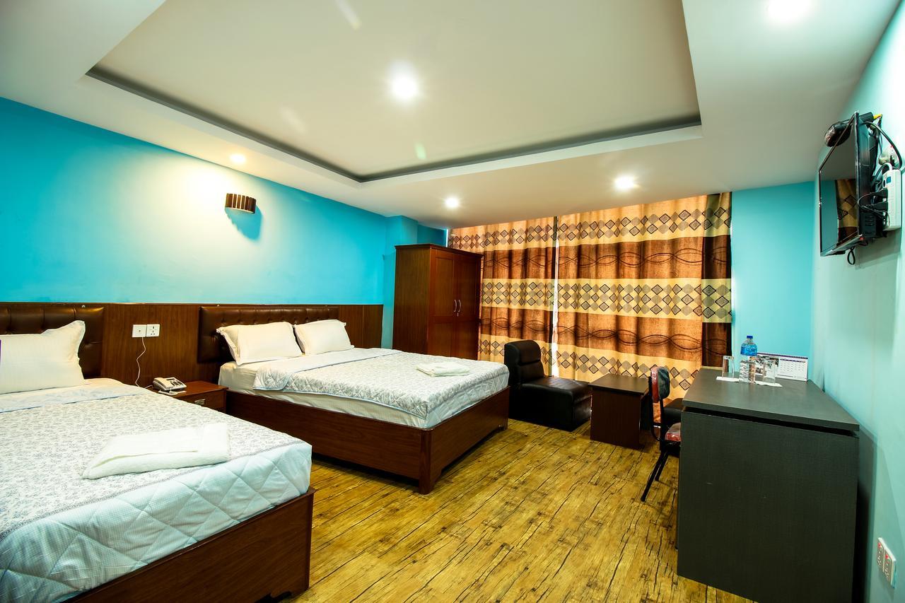 Everest Holiday Inn Katmandou Extérieur photo